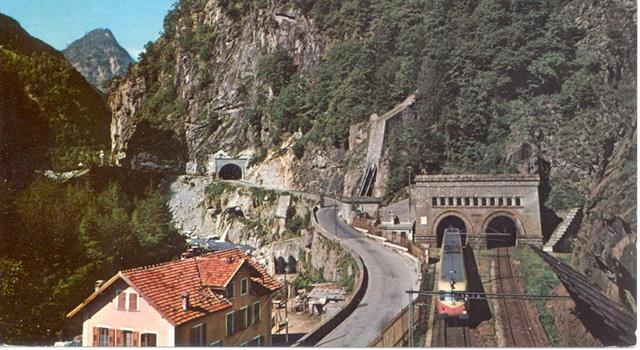 Geography Trivia Question: Which country is linked to Switzerland by the Simplon Tunnel? Geography Trivia Question: Which country is linked to Switzerland by the Simplon Tunnel?
