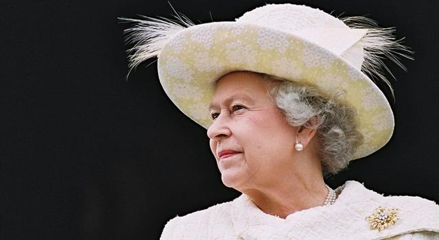 Culture Trivia Question: What is the British monarch's official residence in Scotland? Culture Trivia Question: What is the British monarch's official residence in Scotland?