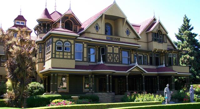 Culture Trivia Question: What is the name of the house in the picture below? Culture Trivia Question: What is the name of the house in the picture below?