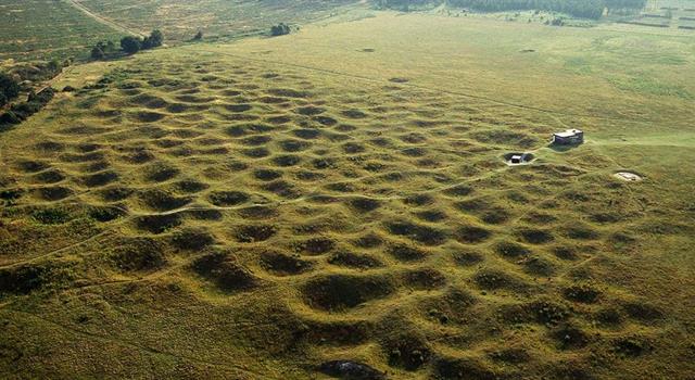 Geography Trivia Question: In which English county is the site of the prehistoric flint mines known as Grime's Graves? Geography Trivia Question: In which English county is the site of the prehistoric flint mines known as Grime's Graves?