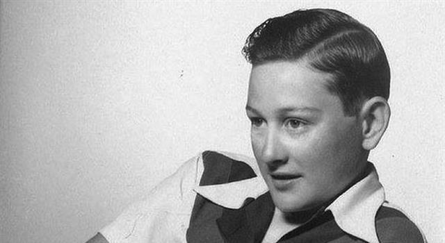 Culture Trivia Question: Who was Charles Hardin Holley? Culture Trivia Question: Who was Charles Hardin Holley?