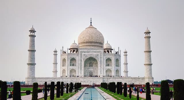 History Trivia Question: What lady is known for her work among the poor of India? History Trivia Question: What lady is known for her work among the poor of India?