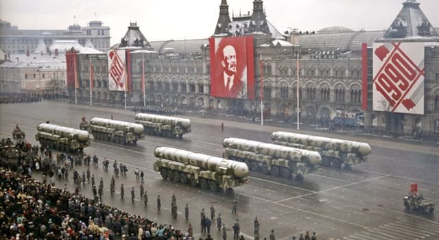 History Trivia Question: What incident occurred at the 1990 October Revolution Parade in Moscow? History Trivia Question: What incident occurred at the 1990 October Revolution Parade in Moscow?