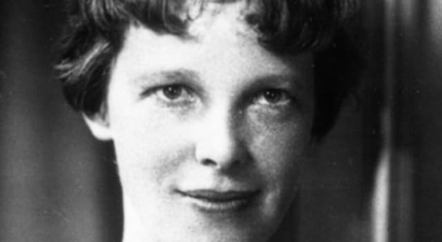 Historia Trivia: ¿En las cercanías de qué islas emitió Amelia Earhart su último informe de posición antes de perderse para siempre en las aguas del Océano Pacífico? Historia Trivia: ¿En las cercanías de qué islas emitió Amelia Earhart su último informe de posición antes de perderse para siempre en las aguas del Océano Pacífico?