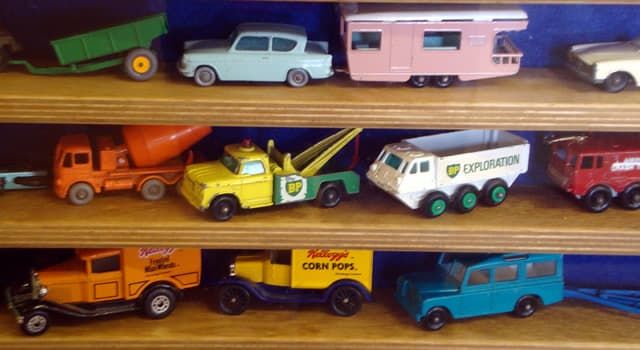 miniature metal cars